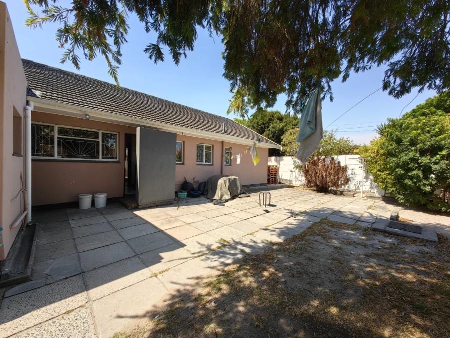 3 Bedroom Property for Sale in Belgravia Western Cape